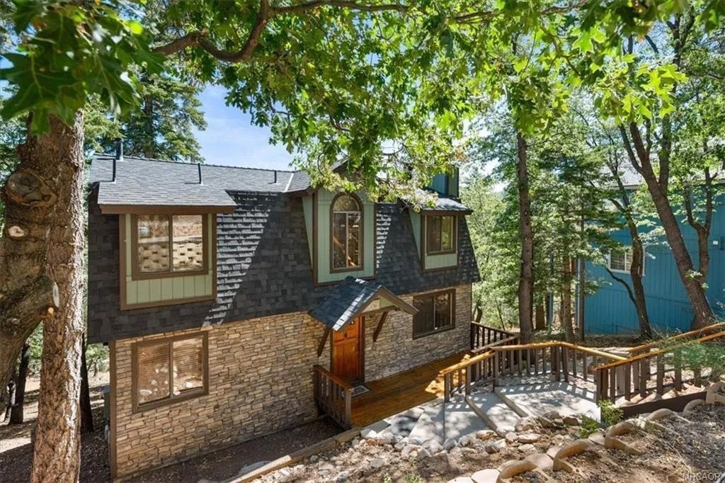 1550 Tuolumne Road