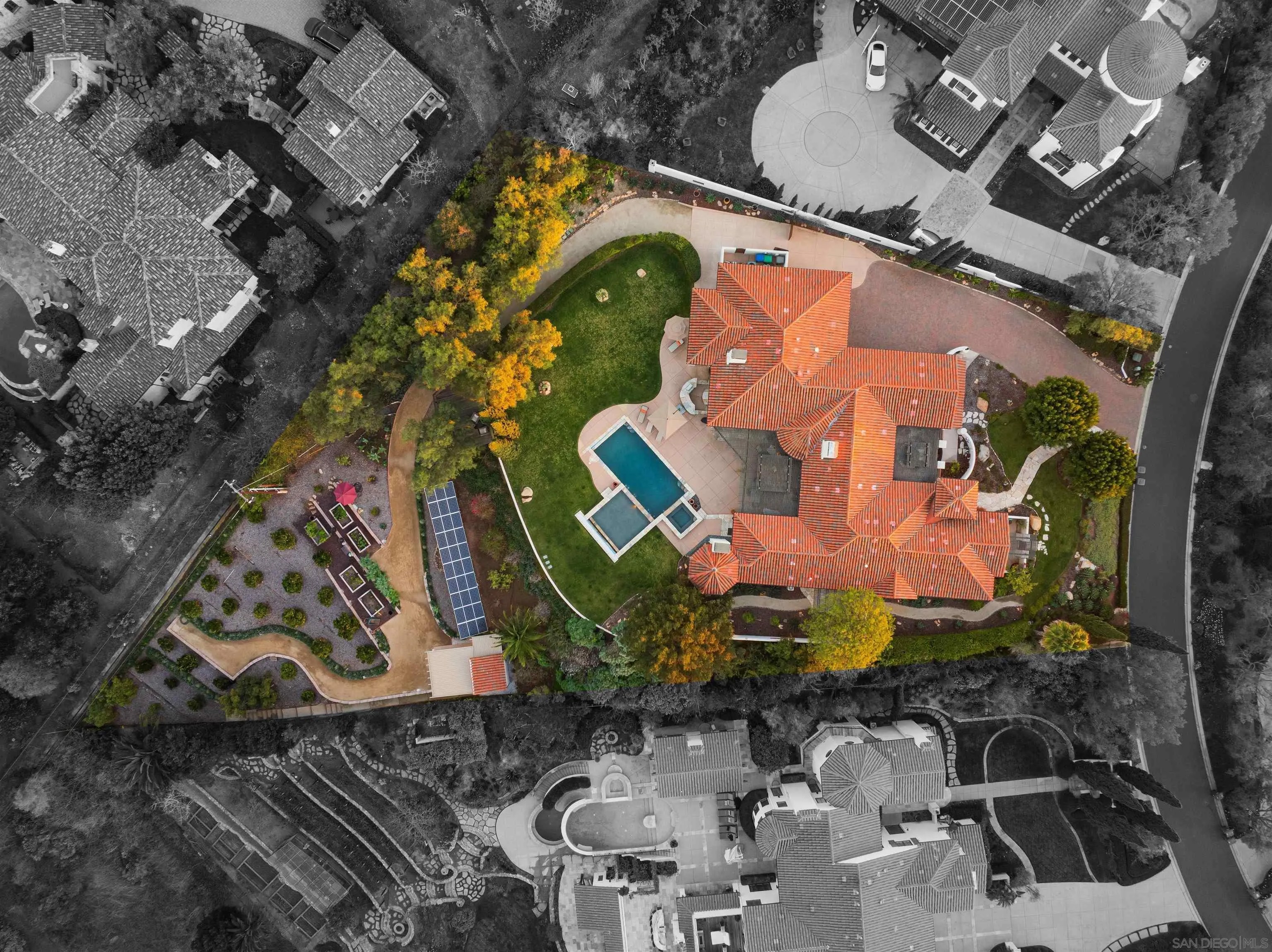 6160 Avenida Del Duque