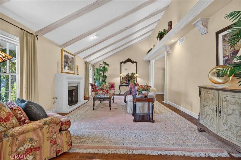 757 Quail Valley