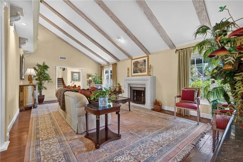757 Quail Valley
