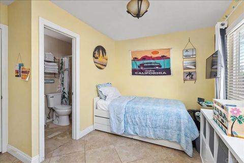 Tiny photo for 827 Bayberry Ct, San Marcos, CA 92069 (MLS # NDP2600055)