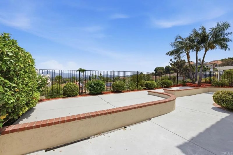 17152 Carranza Drive