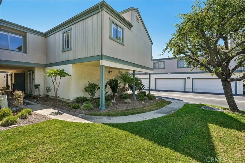 1100 Cleghorn e