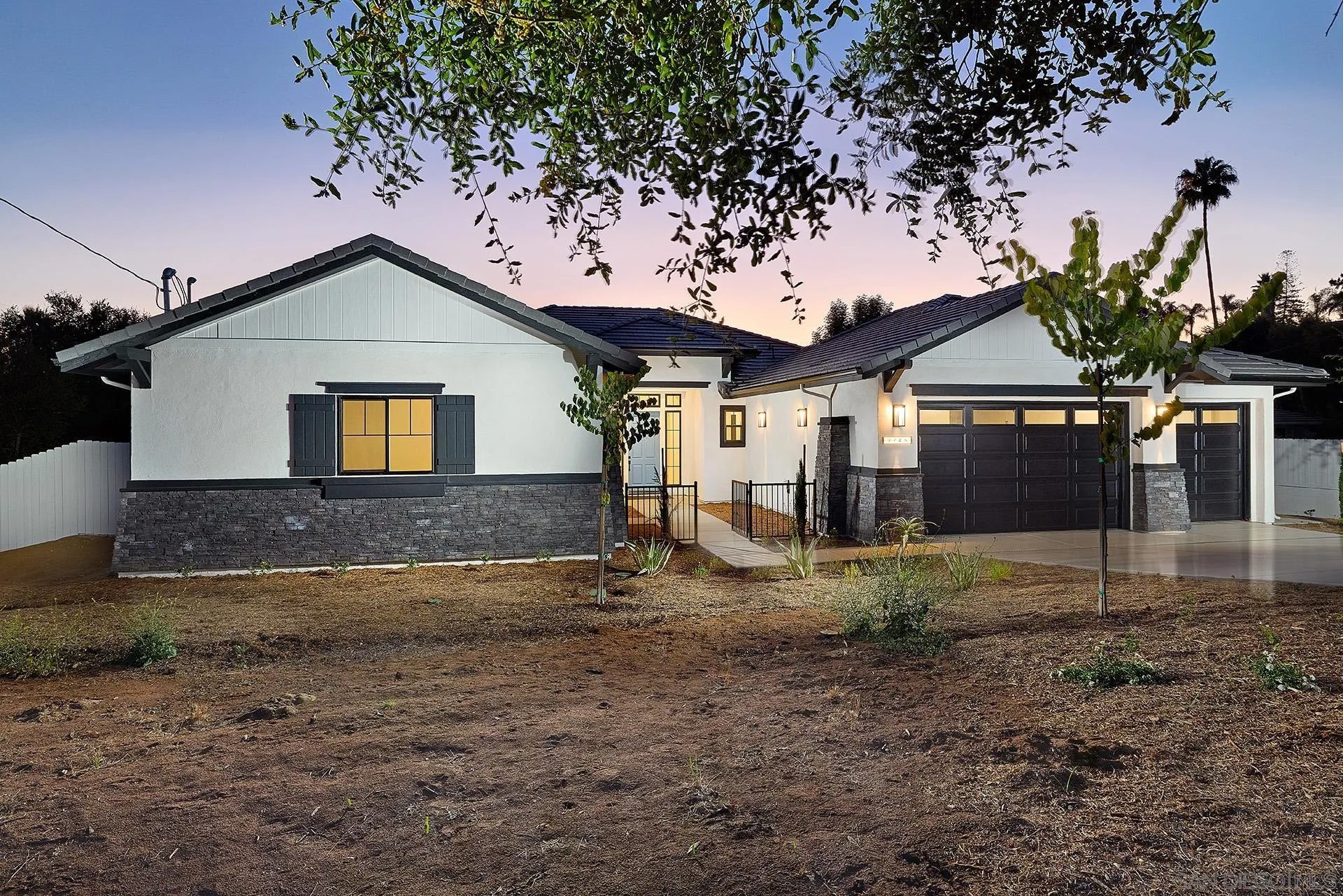 2745 Alexander Dr