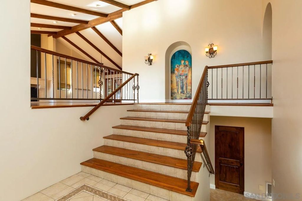 Photo of 6724 Dwane Ave, San Diego, CA 92120 (MLS # 260004822)