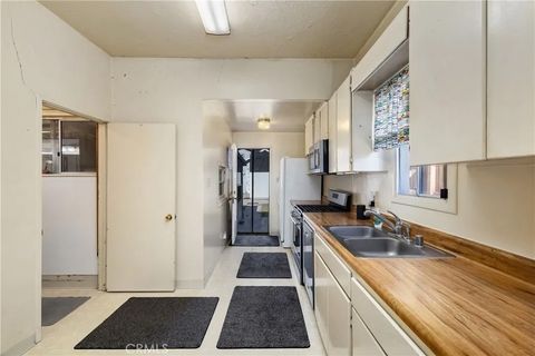 Tiny photo for 421 W Colorado Boulevard, Monrovia, CA 91016 (MLS # AR25272766)