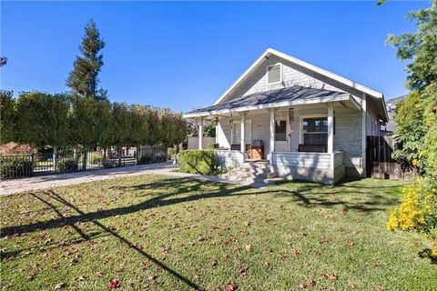 Tiny photo for 421 W Colorado Boulevard, Monrovia, CA 91016 (MLS # AR25272766)