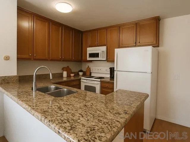 3454 Castle Glen Dr 216