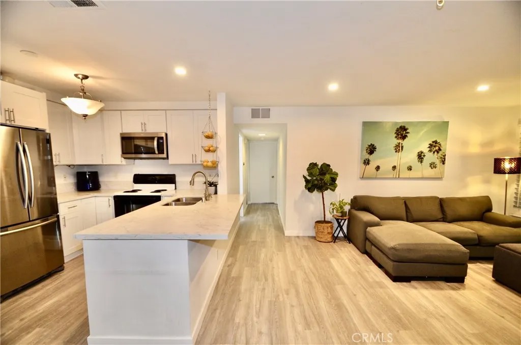 8712 Chessington Drive 255D