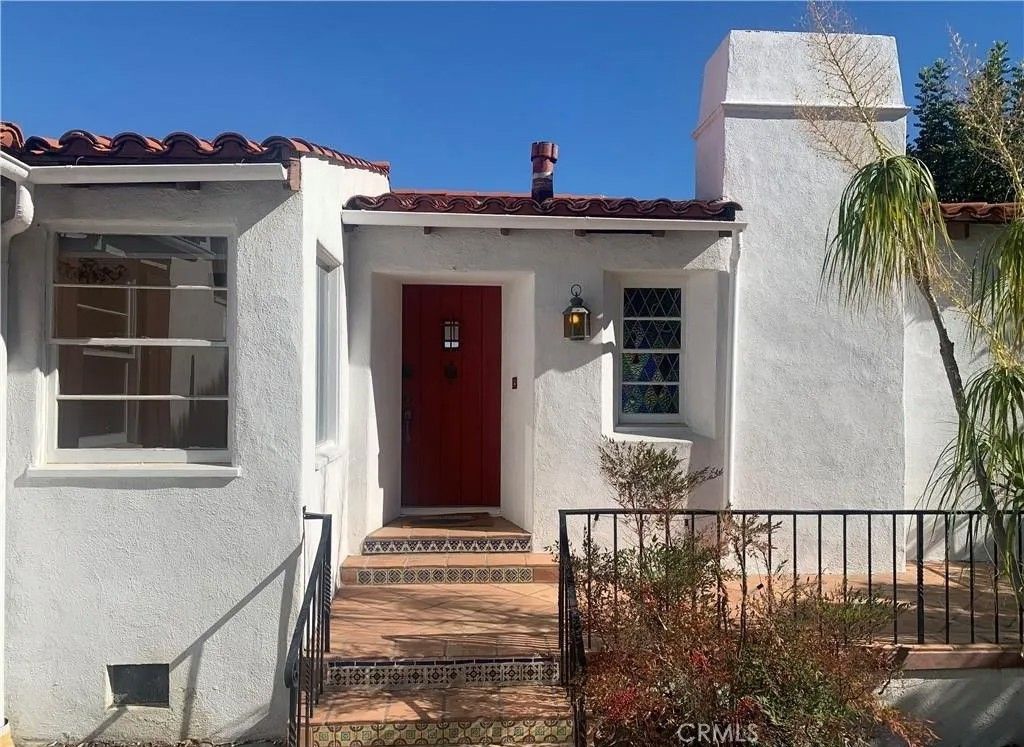 Photo of 4228 Miraleste Dr, Rancho Palos Verdes, CA 90275 (MLS # PV26085240)