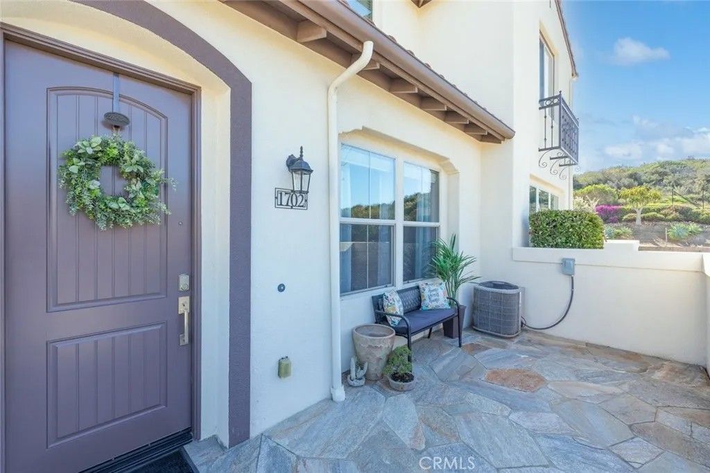 Photo of 1702 Fairlead Avenue, Carlsbad, CA 92011 (MLS # IG26012824)