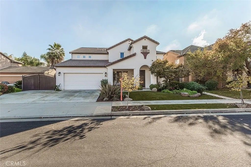 Photo of 3046 Indianapolis Ave, Clovis, CA 93619 (MLS # FR25265065)