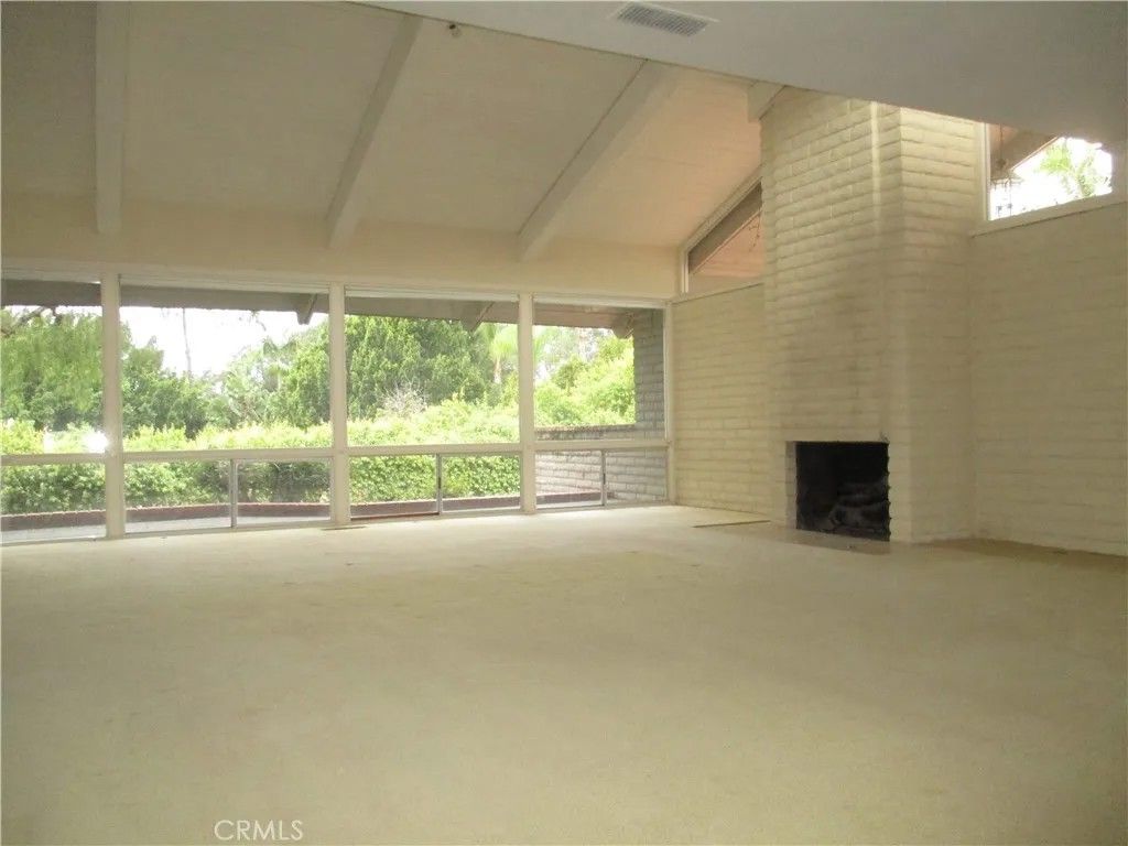 Photo of 1532 Foothill Boulevard, North Tustin, CA 92705 (MLS # OC26074071)