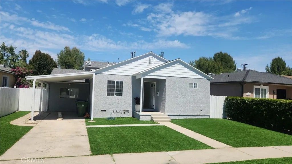 Photo of 18009 Bullock Street, Encino, CA 91316 (MLS # SR26089754)