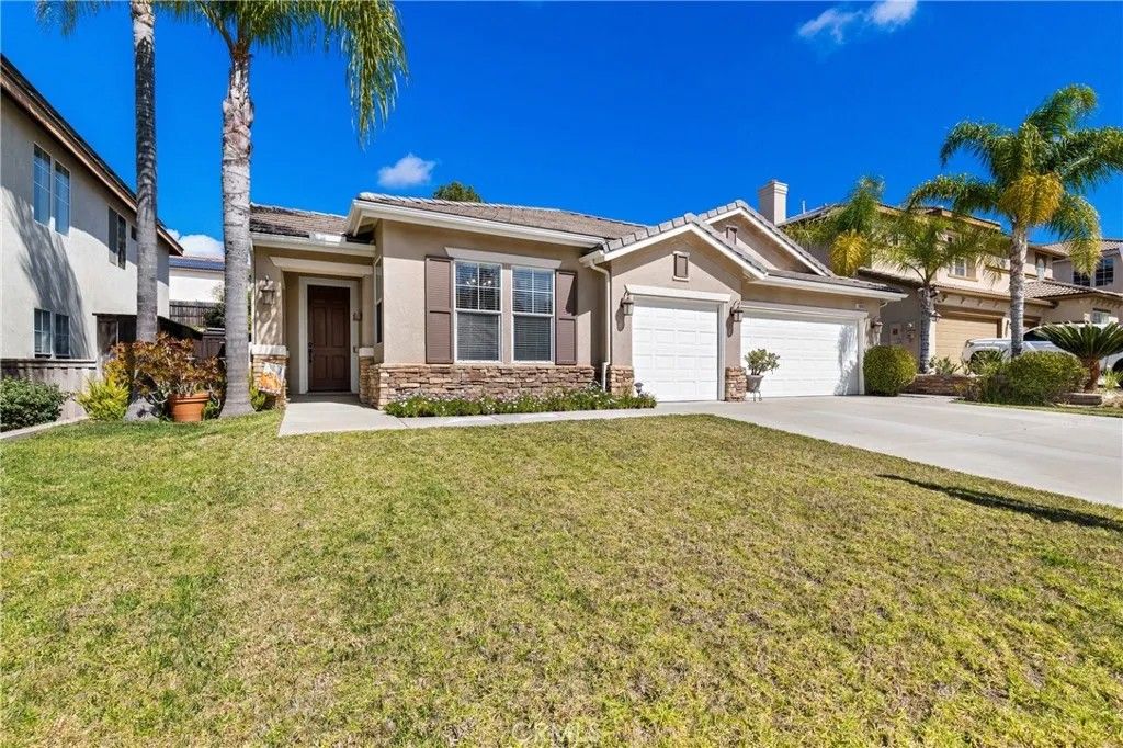 Photo of 24050 Esmeralda Court, Wildomar, CA 92595 (MLS # SW26045725)