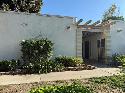 Photo of 2371 Via Mariposa #D, Laguna Woods, CA 92637 (MLS # OC26185698)