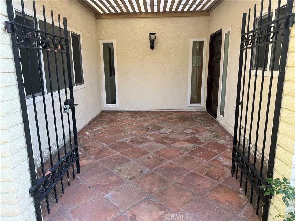 Photo of 2371 Via Mariposa #D, Laguna Woods, CA 92637 (MLS # OC26185698)