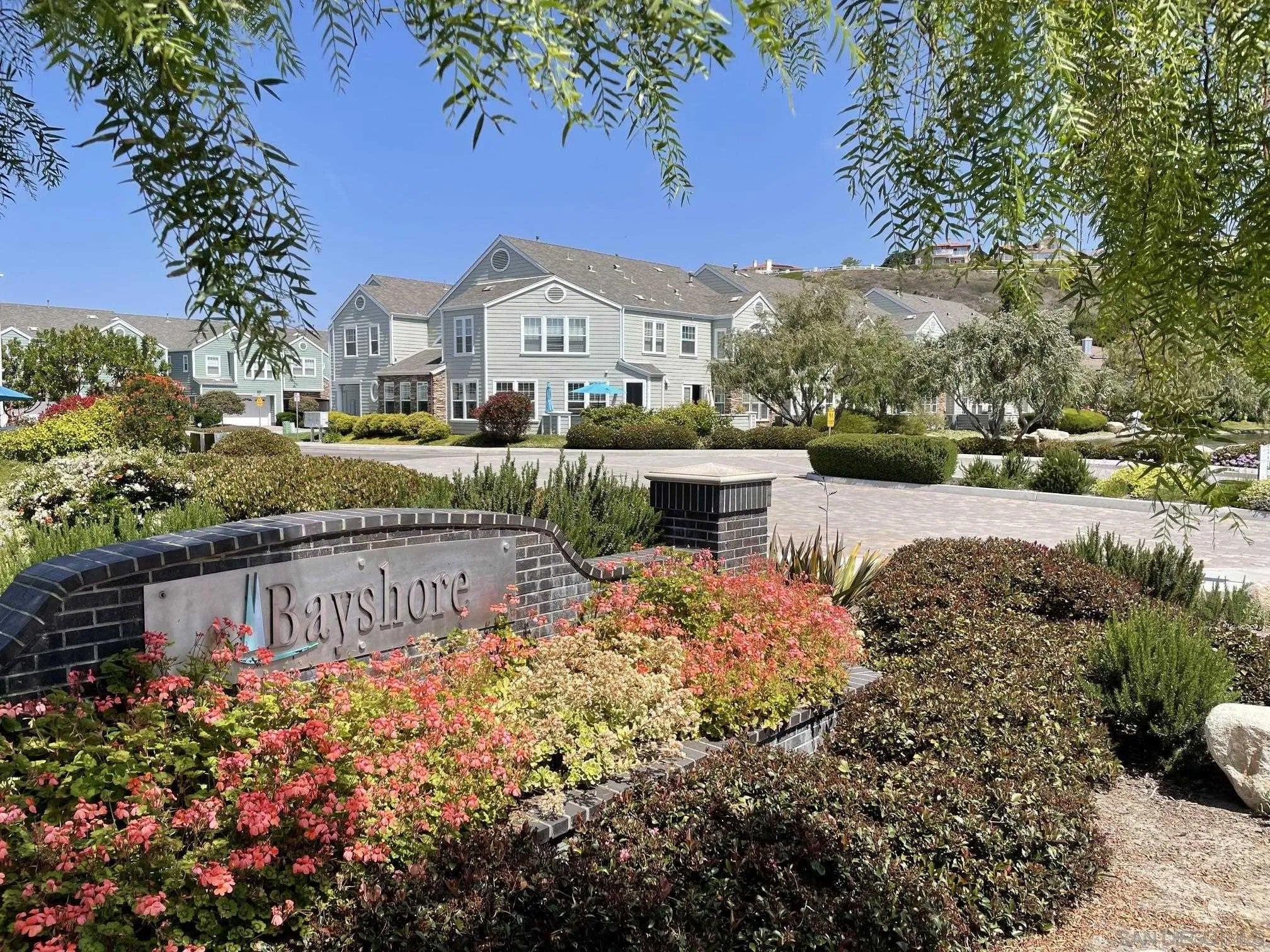 4788 Beachwood