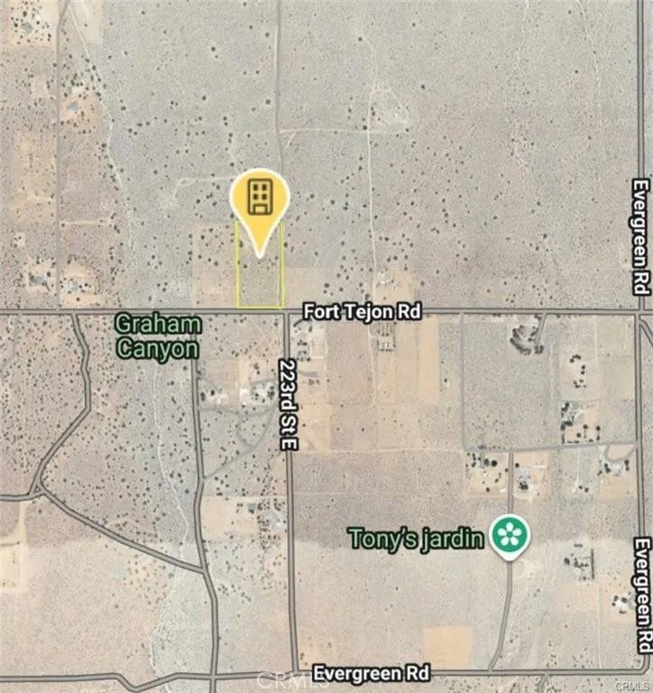 Photo of 233 Fort Tejon, Llano, CA 93544 (MLS # IV26225523)