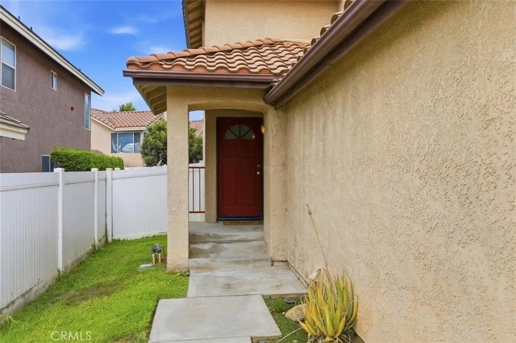 7560 Santa Lucia