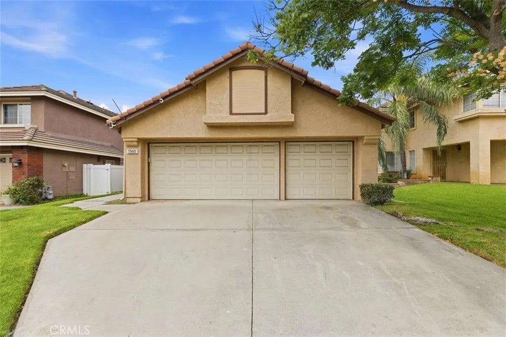 7560 Santa Lucia