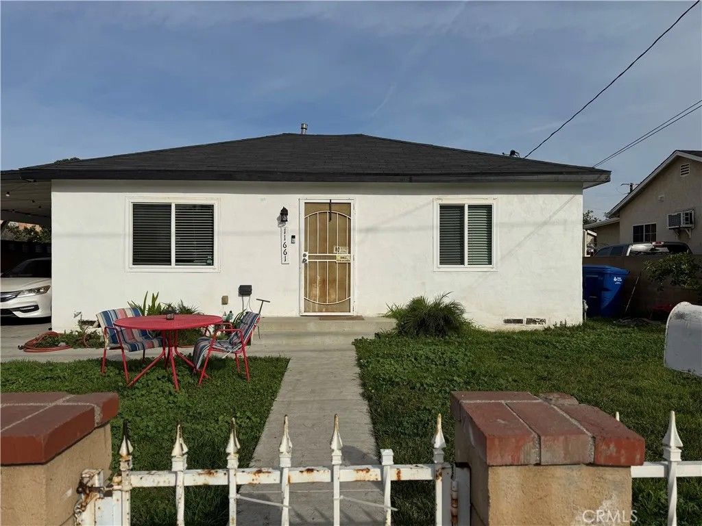 Photo of 11661 Burke St, Whittier, CA 90606 (MLS # DW26021010)