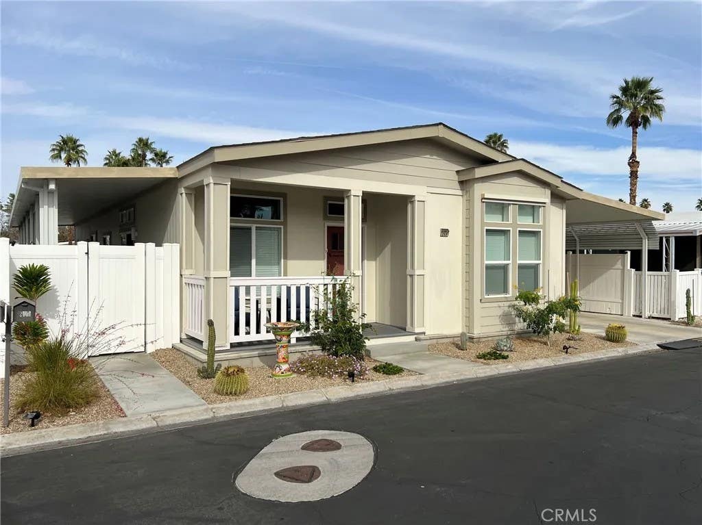 Photo of 268 Encino Dr, Palm Springs, CA 92264 (MLS # OC26035765)