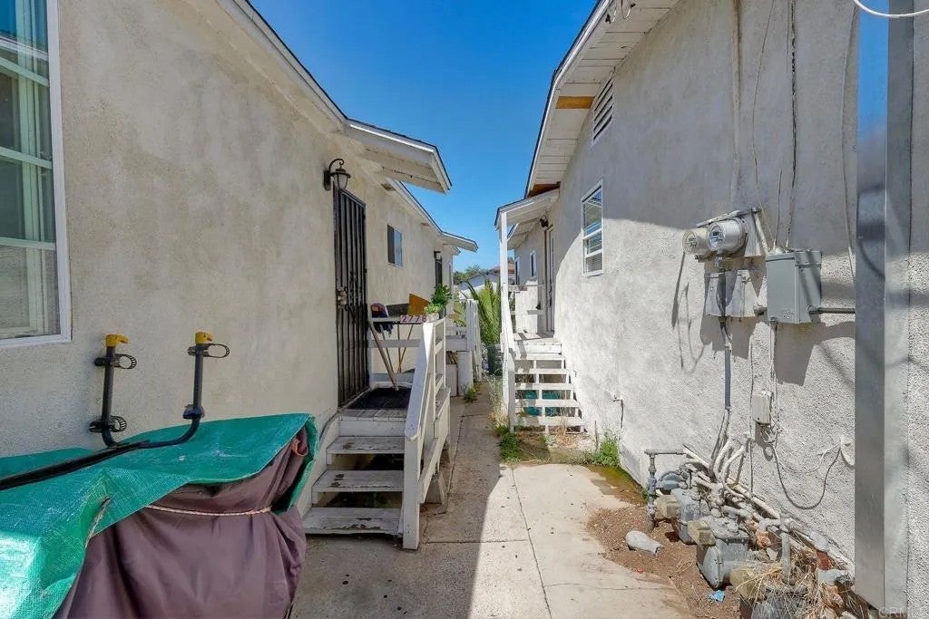 2774-Vista Vista Way