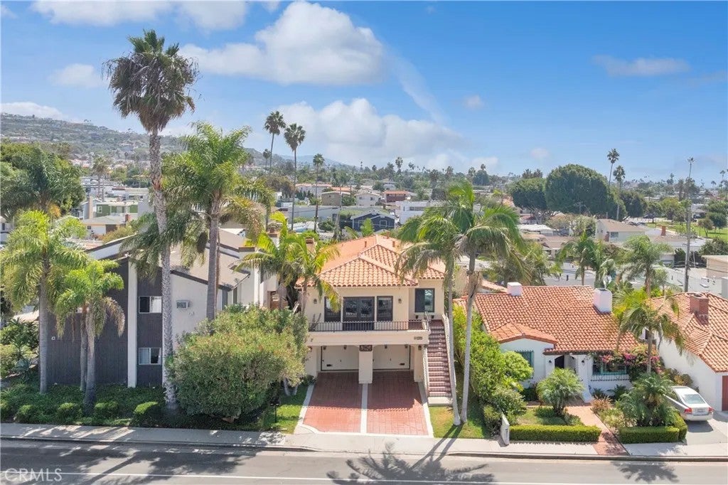 117 Avenida Pelayo