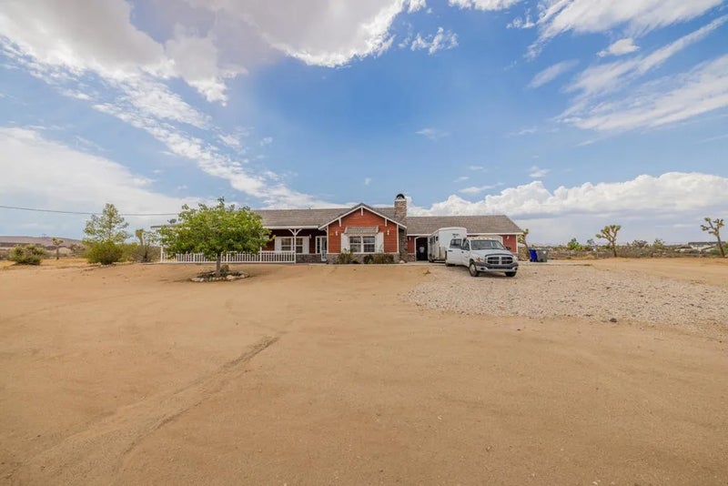 4224 Yucca Mesa Road