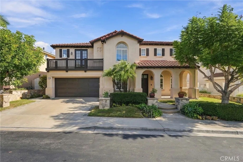 16 Groveside