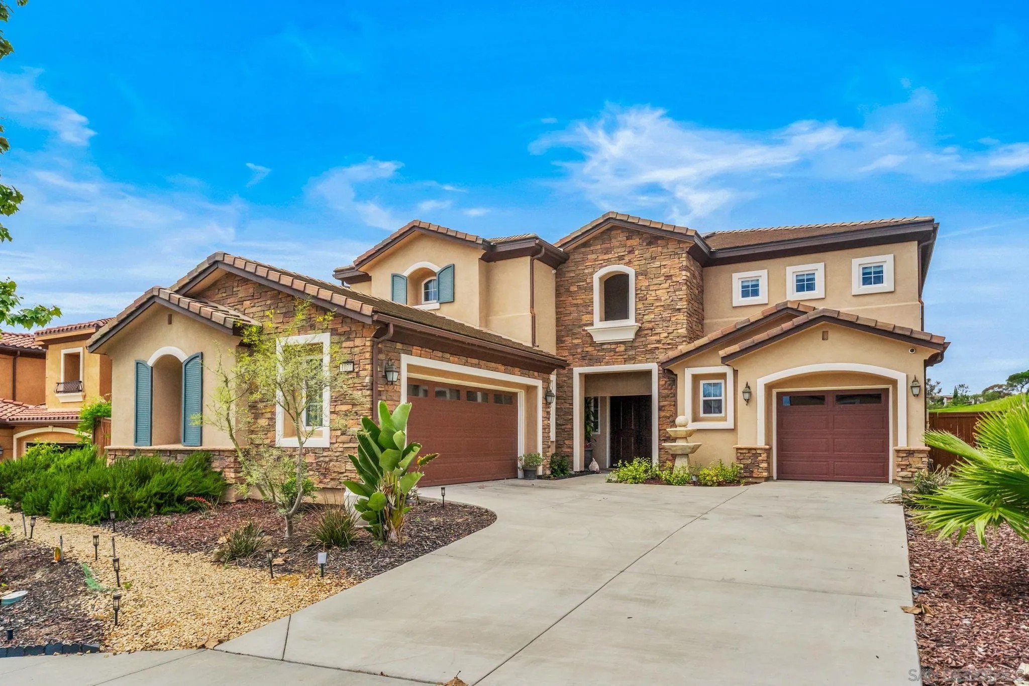 1077 Village Dr