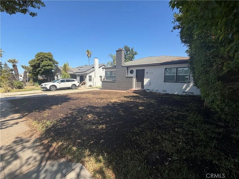 917 Campus Avenue