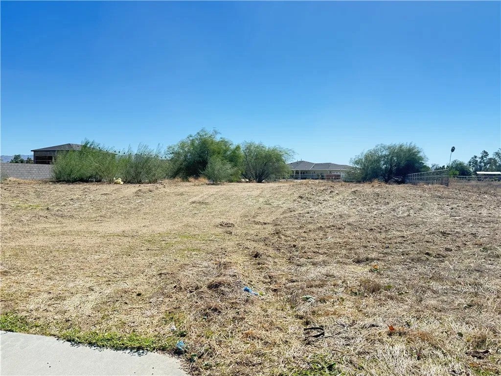 Photo of 0 Commonwealth, Hemet, CA 92543 (MLS # SW26224247)