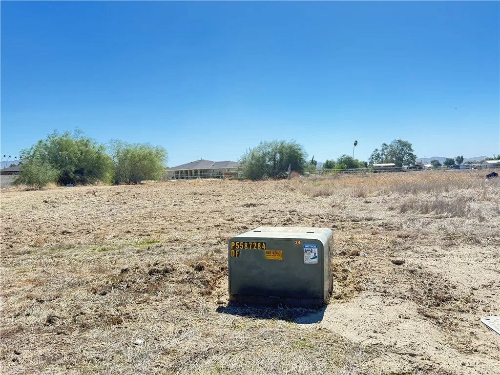 Photo of 0 Commonwealth, Hemet, CA 92543 (MLS # SW26224247)