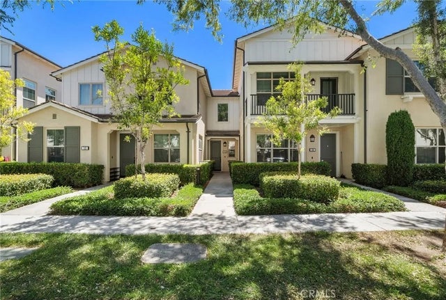 110 Rose Arch, Irvine