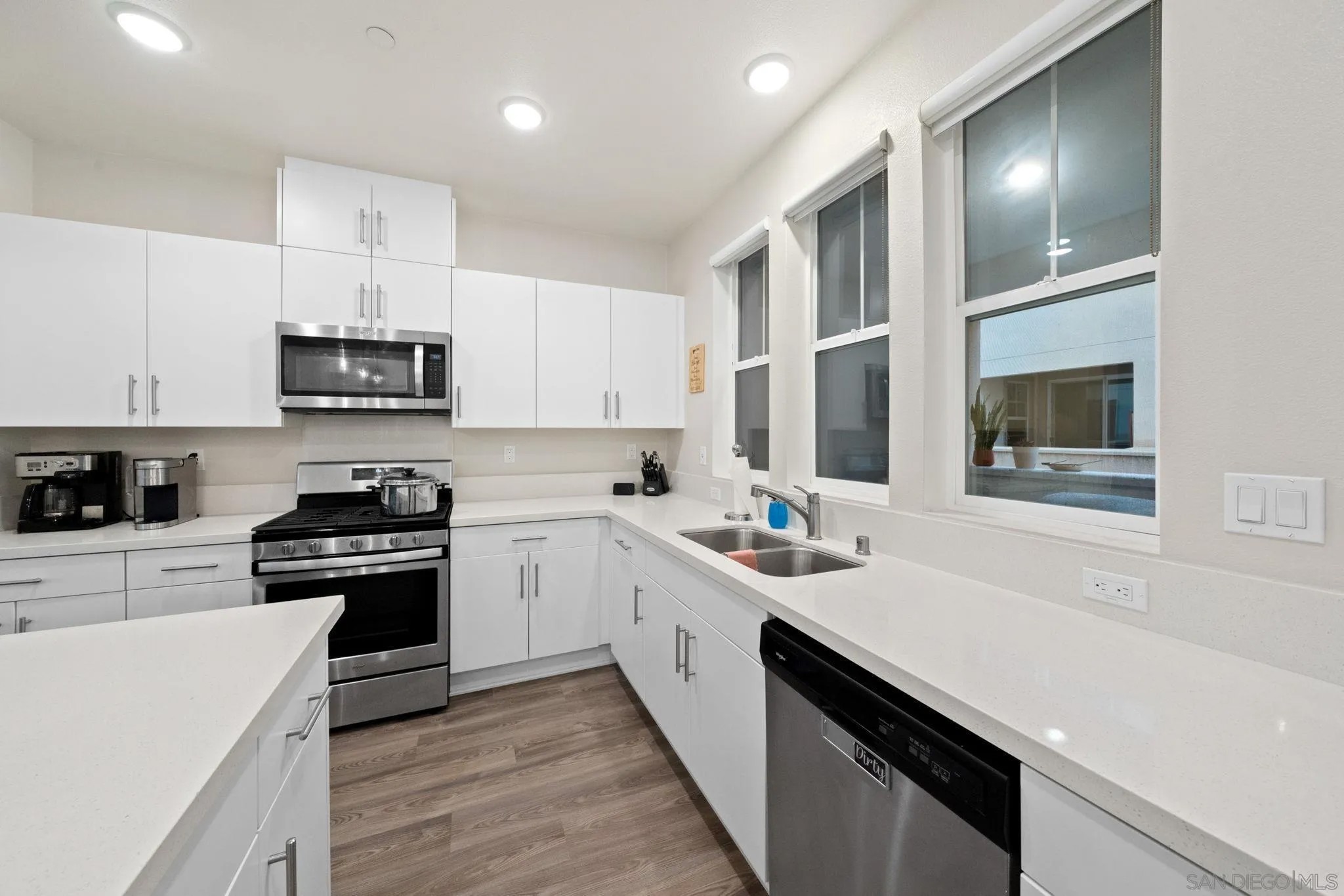 5360 Calle Rockfish 32