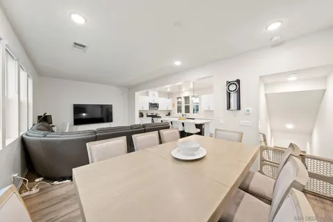 5360 Calle Rockfish Unit 32, San Diego, CA 92154 - #: 250044719