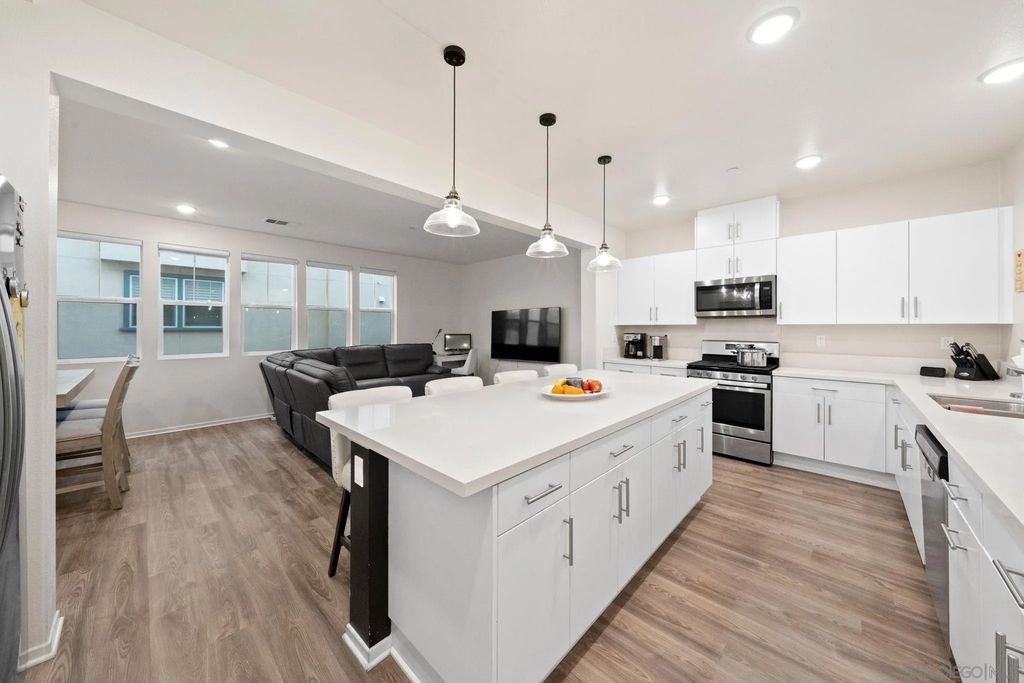 Photo of 5360 Calle Rockfish #32, San Diego, CA 92154 (MLS # 250044719)