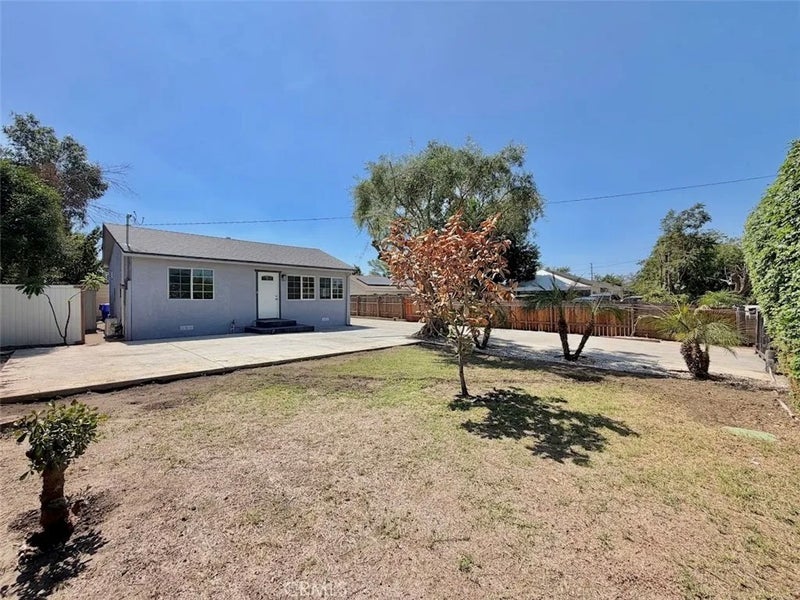 1695 Gould
