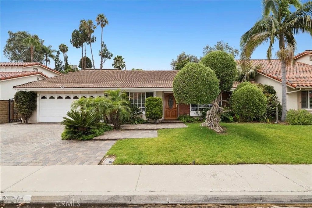 27201 Galvez