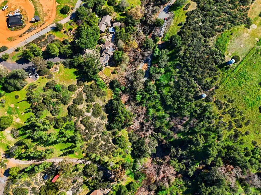 Photo of 432 Arnold Way, Alpine, CA 91901 (MLS # 260005173)