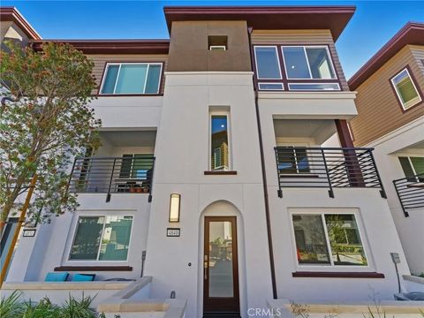 Photo of 4840 Canyon View, San Diego, CA 92117 (MLS # OC25244555)
