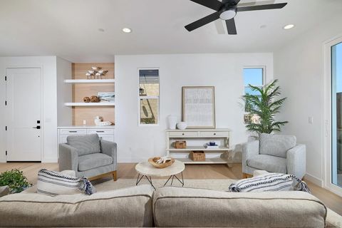 Tiny photo for 557 N Vulcan Ave, Encinitas, CA 92024 (MLS # 250040806)
