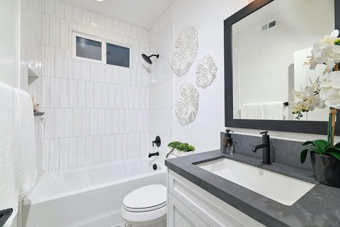 Tiny photo for 557 N Vulcan Ave, Encinitas, CA 92024 (MLS # 250040806)