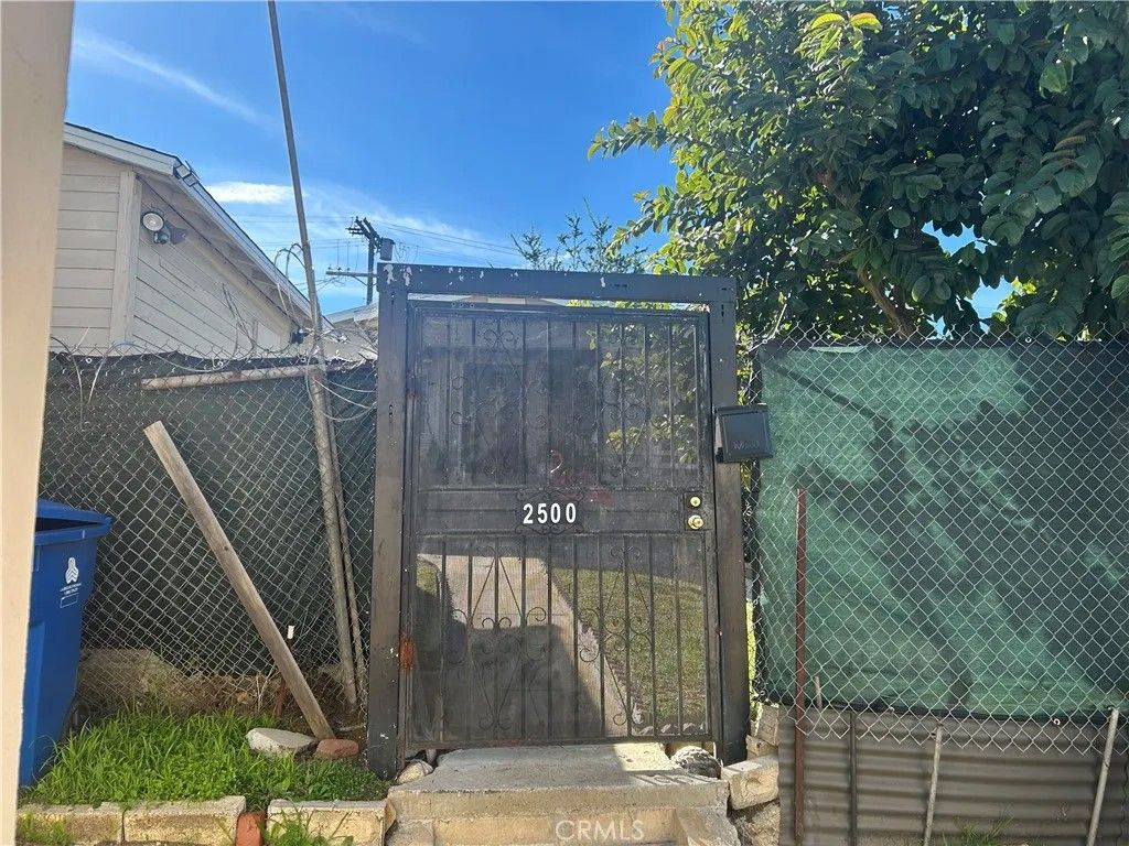 Photo of 2500 Ganahl, Los Angeles, CA 90033 (MLS # AR26009626)