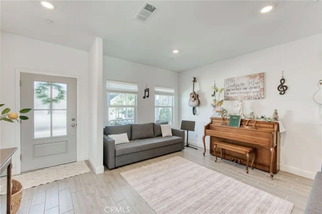 Photo of 7063 W Twain Ave, Fresno, CA 93723 (MLS # FR26057546)