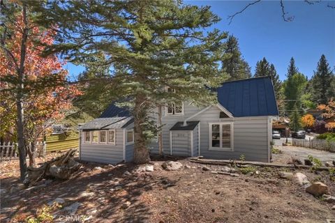 Tiny photo for 39246 Willow Landing, Big Bear Lake, CA 92315 (MLS # IG25246771)