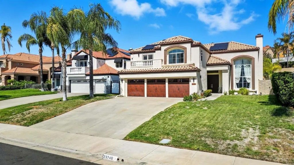 Photo of 23746 Via Segovia, Murrieta, CA 92562 (MLS # PTP2507399)