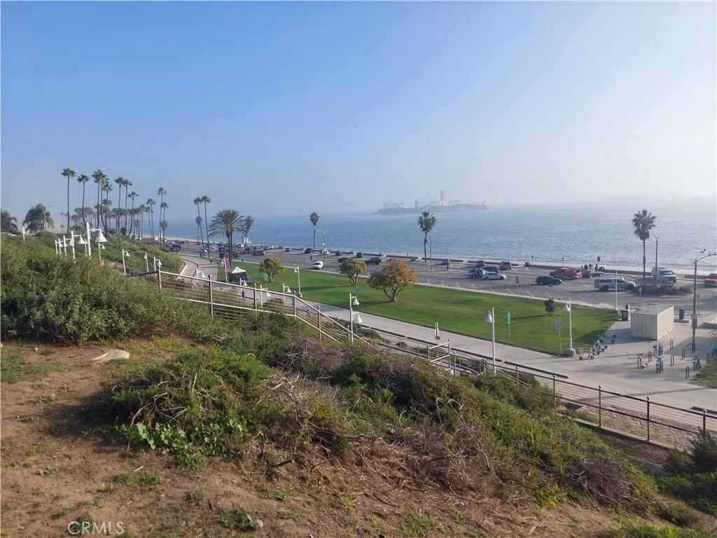 Photo of 1720 E 2nd St, Long Beach, CA 90802 (MLS # WS25281992)